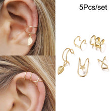 Load image into Gallery viewer, 17KM Gold Leaves Ear Cuff Black Non-Piercing Ear Cuffs