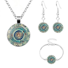 Load image into Gallery viewer, Glass Cabochon Pendant Necklace Bracelet Earrings