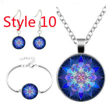 Load image into Gallery viewer, Glass Cabochon Pendant Necklace Bracelet Earrings